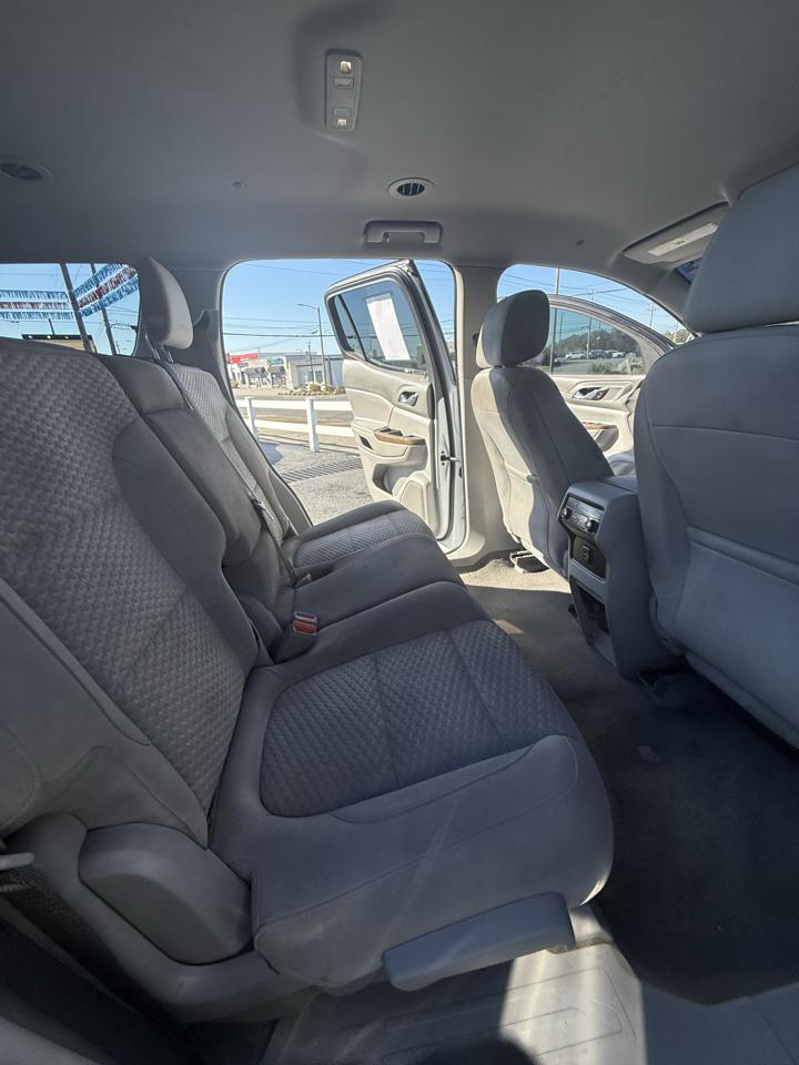 GMC Acadia SLE-1 FWD 2019