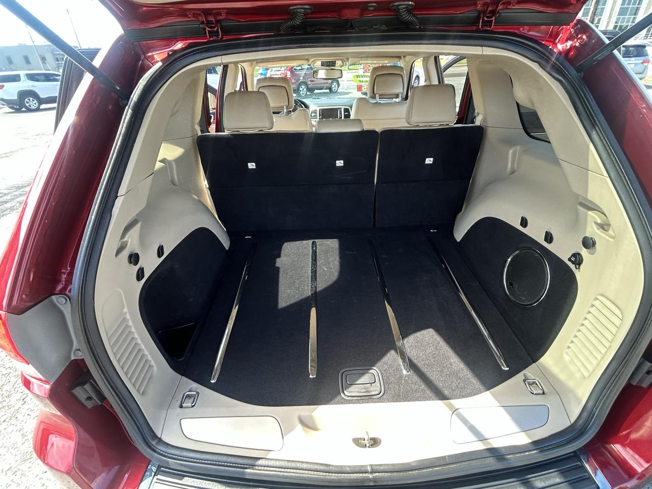 Jeep Grand Cherokee Limited 2WD 2013