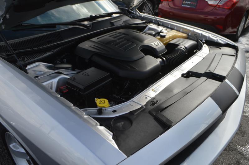 Dodge Challenger SXT 2012