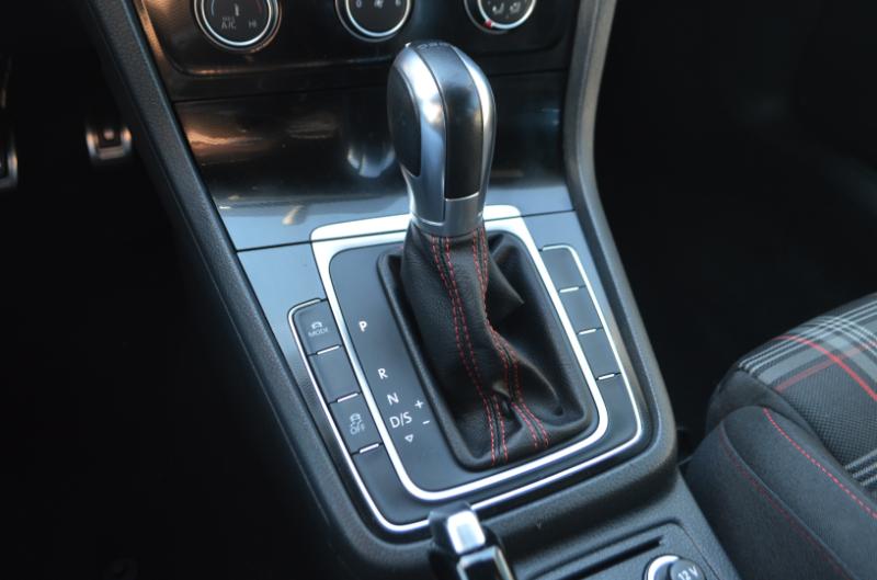 Volkswagen Golf GTI  2017