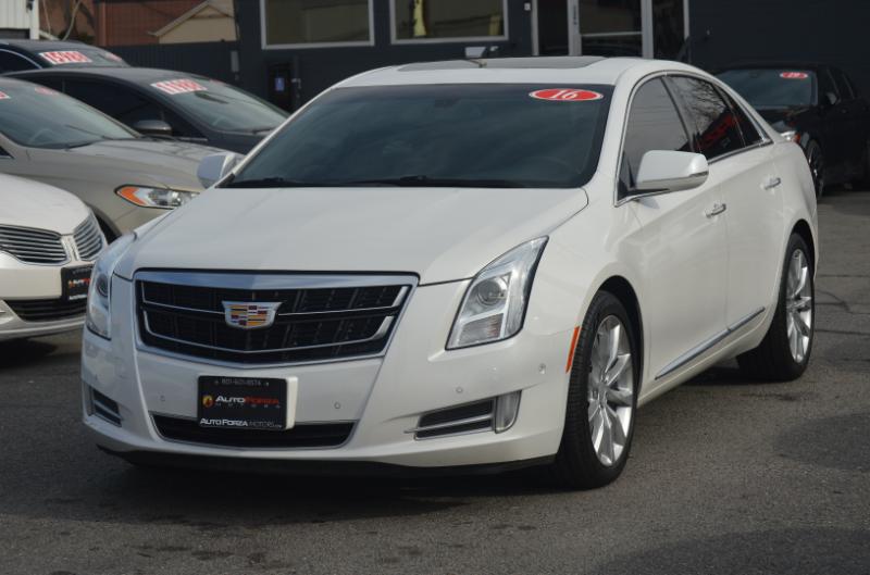 Cadillac XTS Luxury 2016