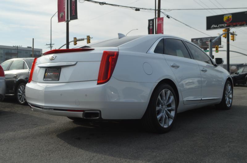 Cadillac XTS Luxury 2016