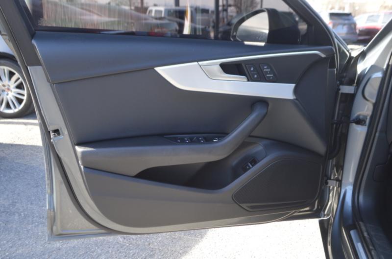 Audi A4 2.0T Premium Sedan 2017