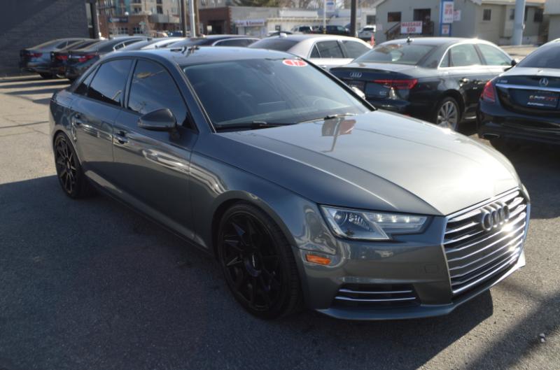 Audi A4 2.0T Premium Sedan 2017