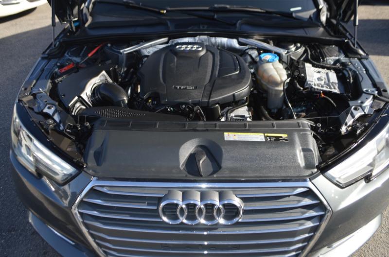 Audi A4 2.0T Premium Sedan 2017