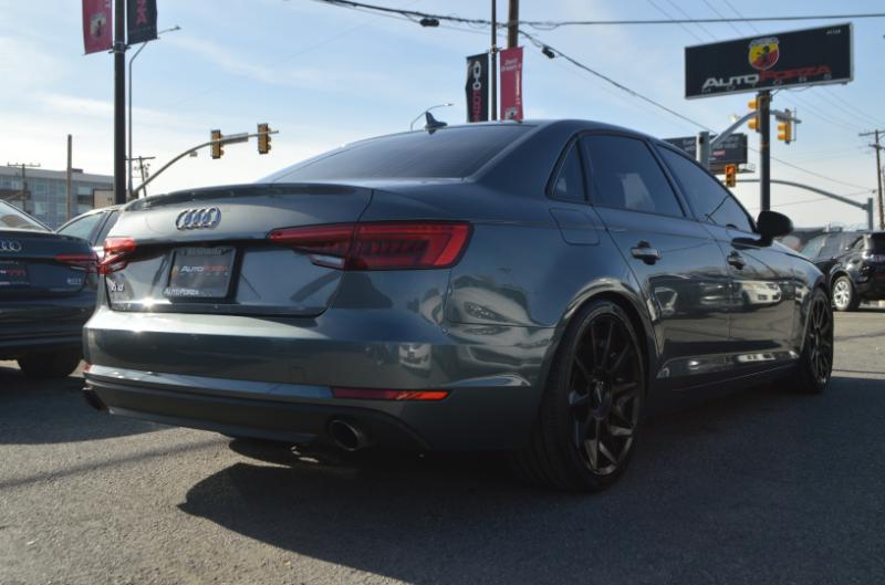 Audi A4 2.0T Premium Sedan 2017