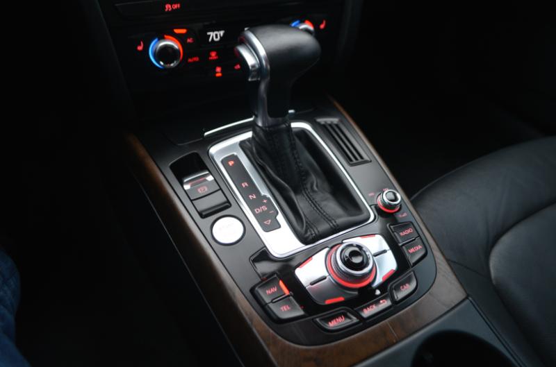 Audi A4 2.0T Sedan quattro Tiptronic 2014