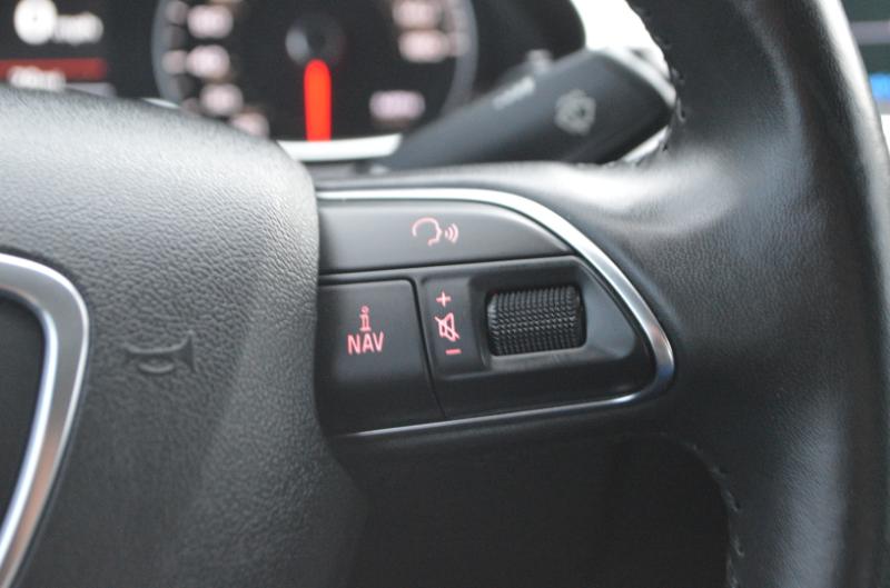 Audi A4 2.0T Sedan quattro Tiptronic 2014