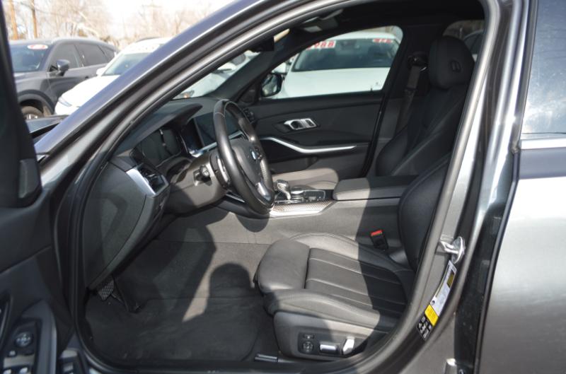 BMW 3-Series 330i xDrive 2021