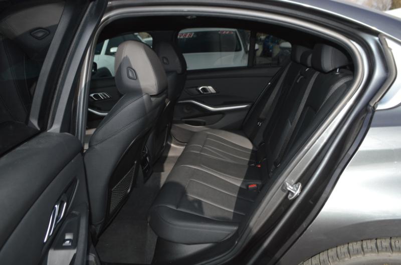 BMW 3-Series 330i xDrive 2021