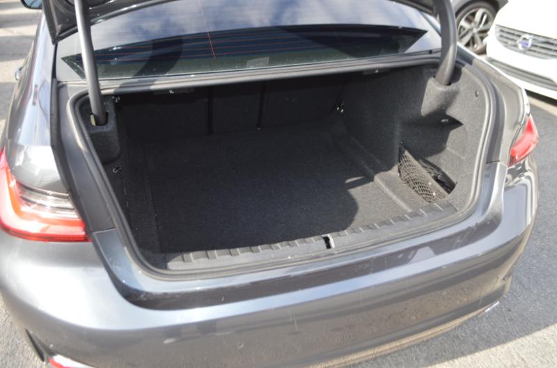 BMW 3-Series 330i xDrive 2021