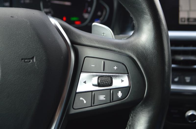 BMW 3-Series 330i xDrive 2021