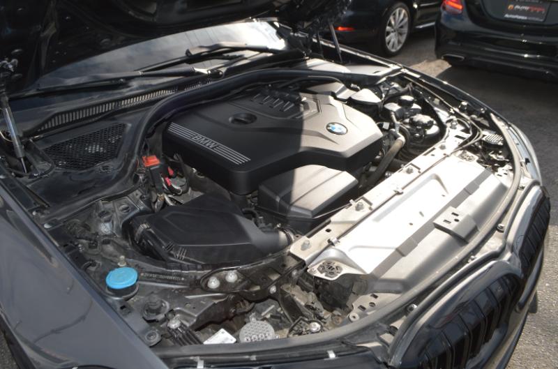 BMW 3-Series 330i xDrive 2021