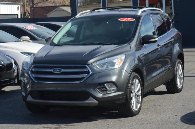 Ford Escape Titanium 4WD 2017