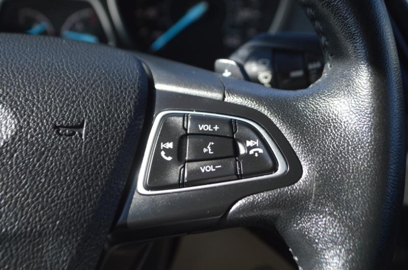 Ford Escape Titanium 4WD 2017