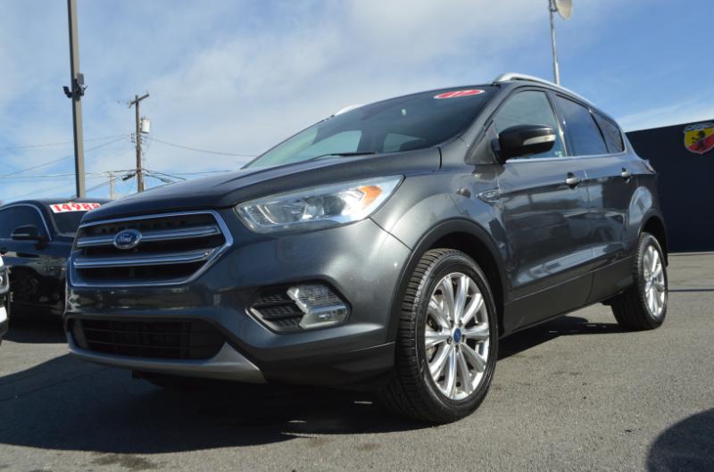 Ford Escape Titanium 4WD 2017