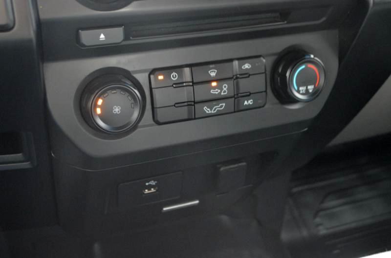 Ford F-150 XL SuperCrew 6.5-ft. Bed 4WD 2017