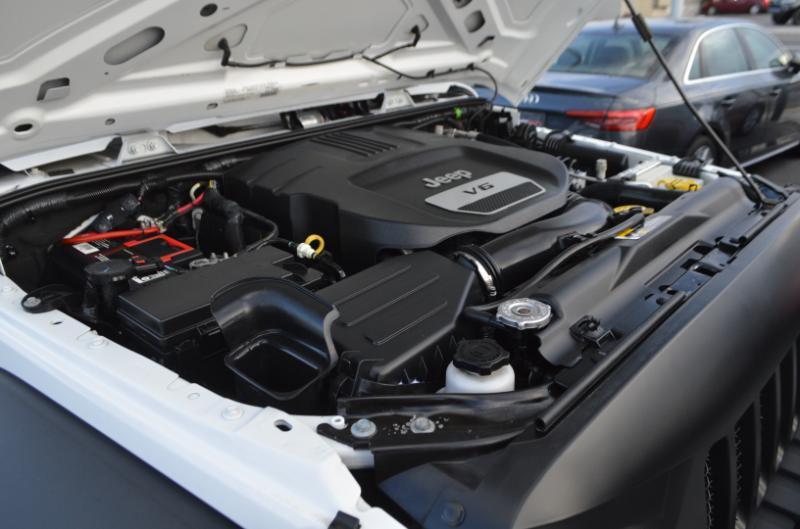 Jeep Wrangler JK Unlimited Sport 4WD 2018