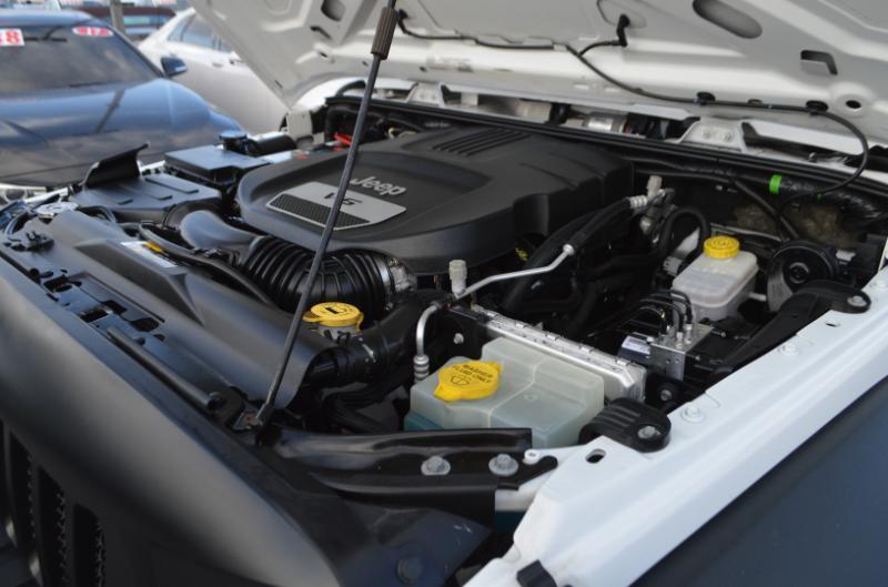 Jeep Wrangler JK Unlimited Sport 4WD 2018