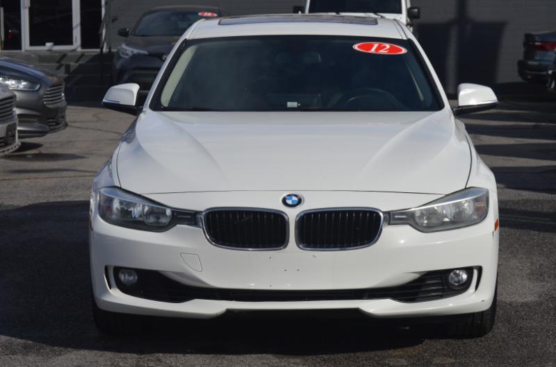 BMW 3-Series 328i Sedan 2012