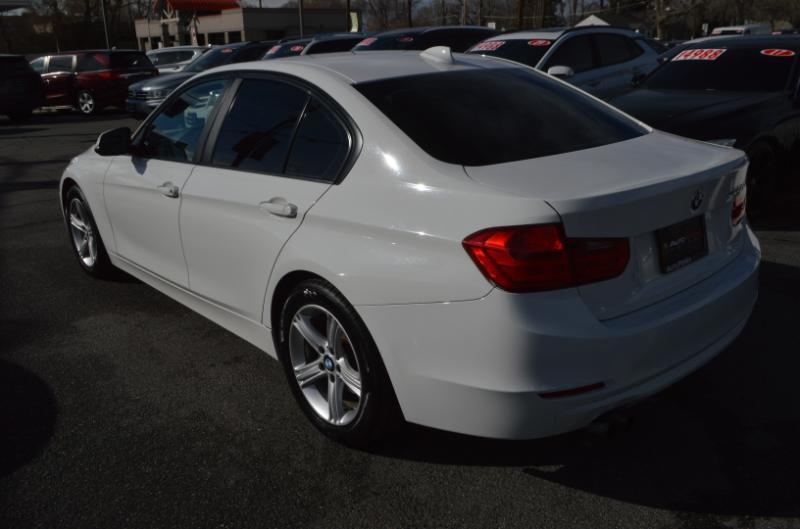BMW 3-Series 328i Sedan 2012