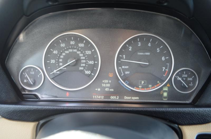 BMW 3-Series 328i Sedan 2012