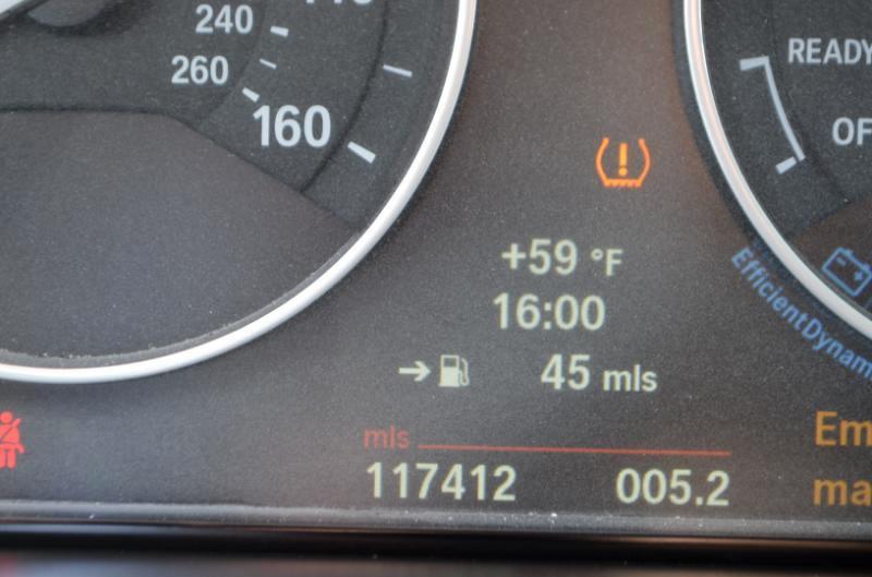 BMW 3-Series 328i Sedan 2012