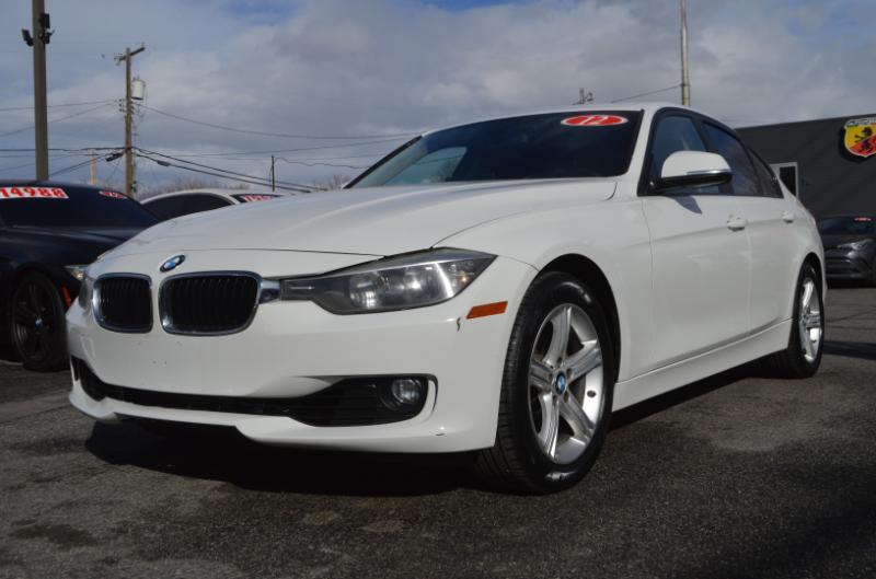 BMW 3-Series 328i Sedan 2012