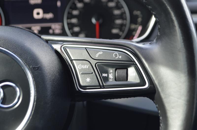 Audi A4 2.0T Premium quattro Sedan 2017