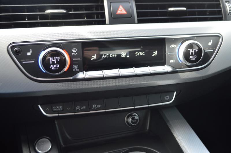 Audi A4 2.0T Premium quattro Sedan 2017