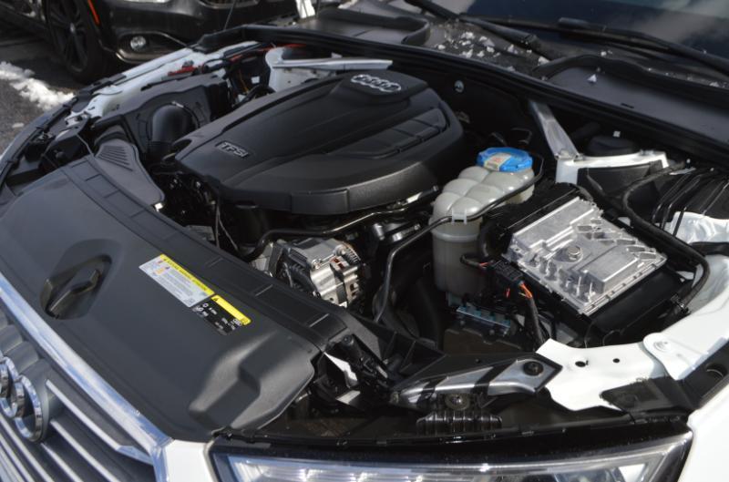 Audi A4 2.0T Premium quattro Sedan 2017