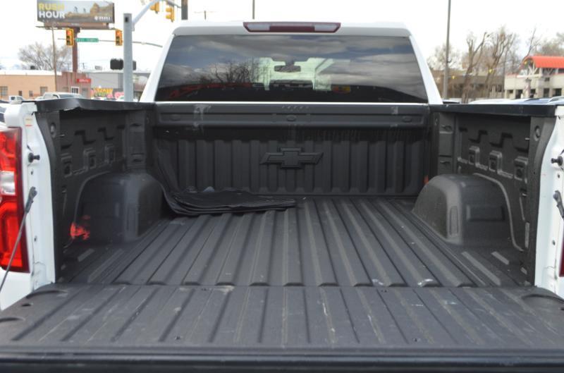 Chevrolet Silverado 1500 Custom Trail Boss Crew Cab Short Box 4WD 2020