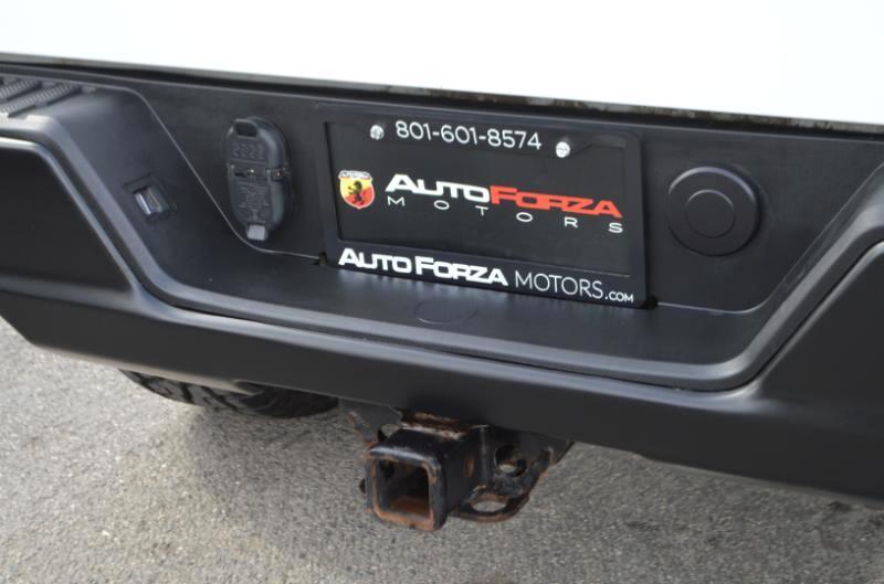 Chevrolet Silverado 1500 Custom Trail Boss Crew Cab Short Box 4WD 2020