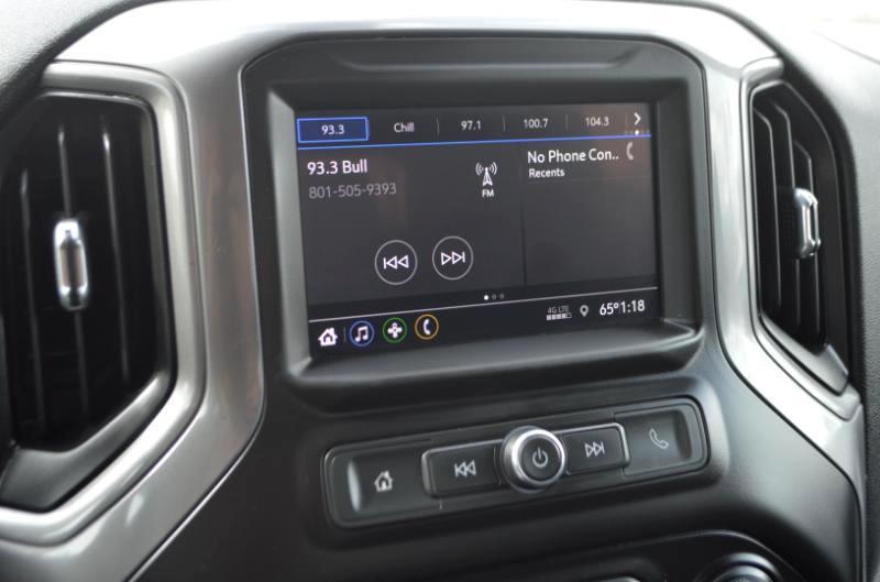 Chevrolet Silverado 1500 Custom Trail Boss Crew Cab Short Box 4WD 2020