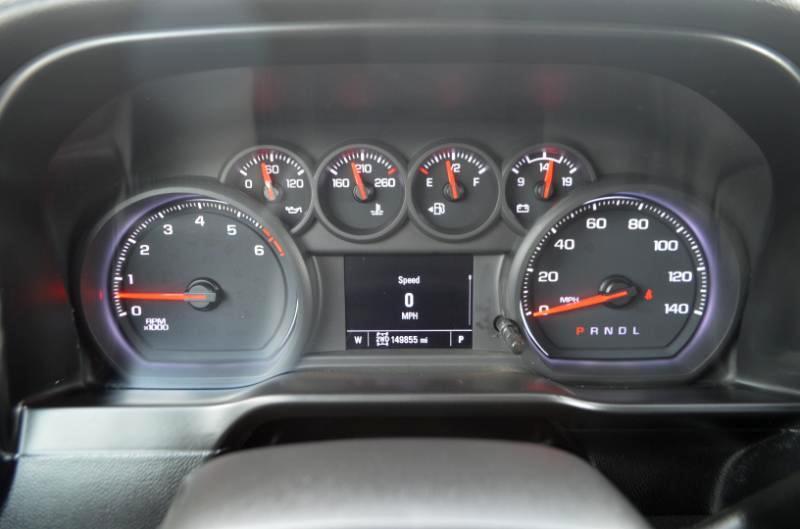 Chevrolet Silverado 1500 Custom Trail Boss Crew Cab Short Box 4WD 2020