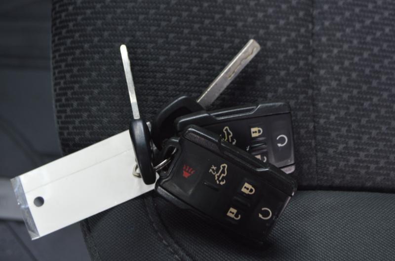 Chevrolet Silverado 1500 Custom Trail Boss Crew Cab Short Box 4WD 2020