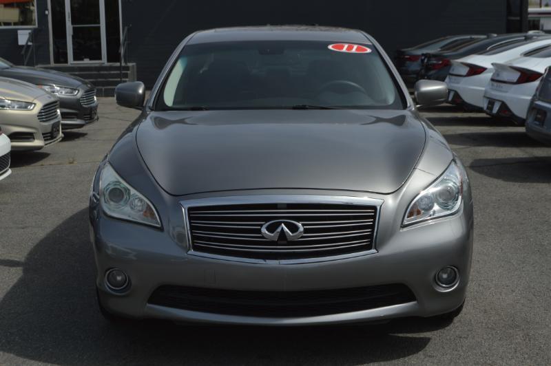 Infiniti M M37x 2011