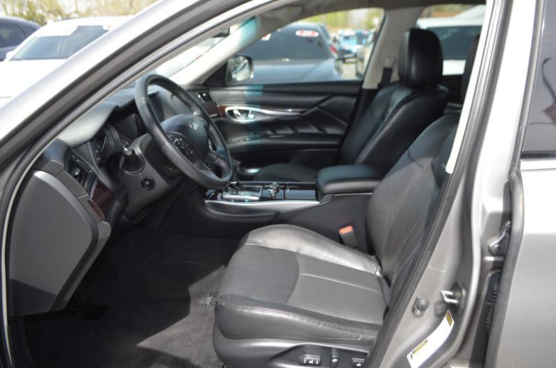 Infiniti M M37x 2011