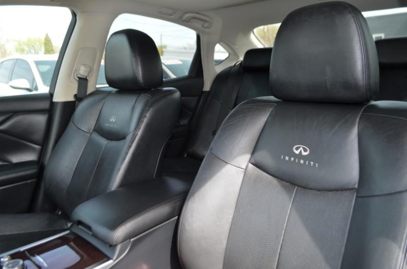 Infiniti M M37x 2011