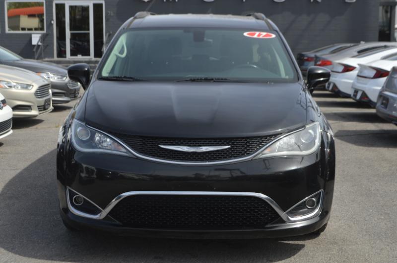 Chrysler Pacifica Touring-L 2017