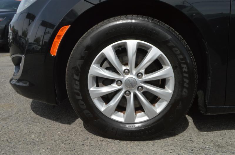 Chrysler Pacifica Touring-L 2017