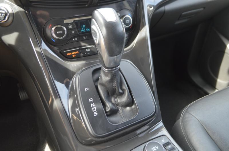 Ford Escape Titanium 4WD 2015