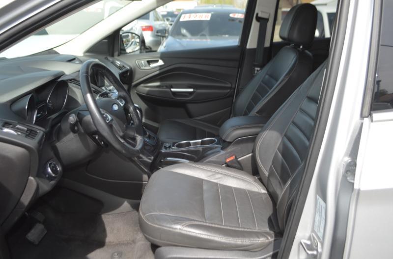 Ford Escape Titanium 4WD 2015