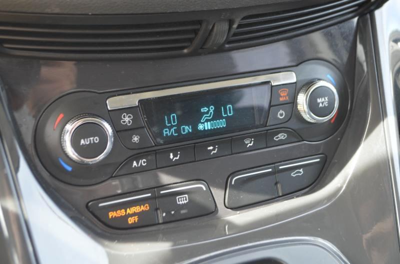 Ford Escape Titanium 4WD 2015