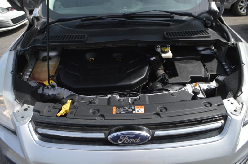 Ford Escape Titanium 4WD 2015