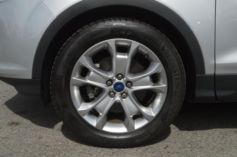 Ford Escape Titanium 4WD 2015