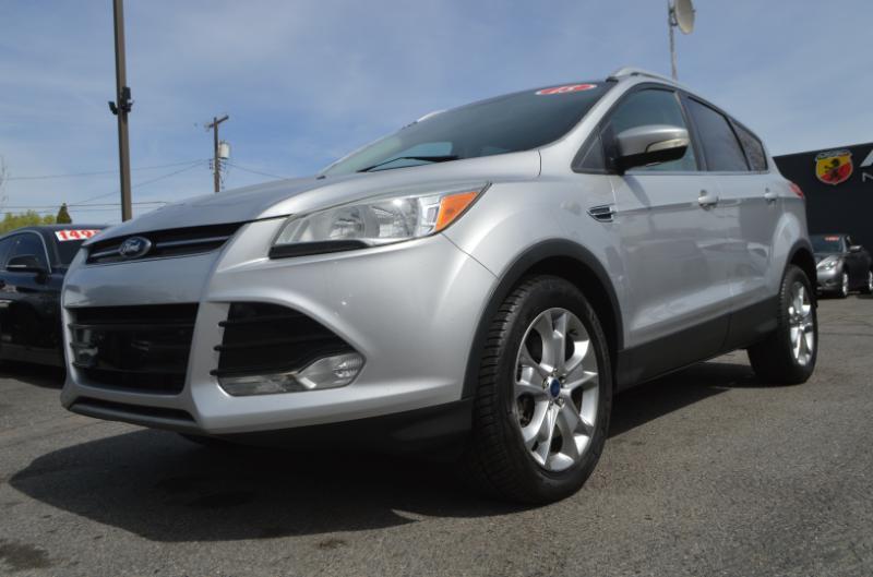Ford Escape Titanium 4WD 2015