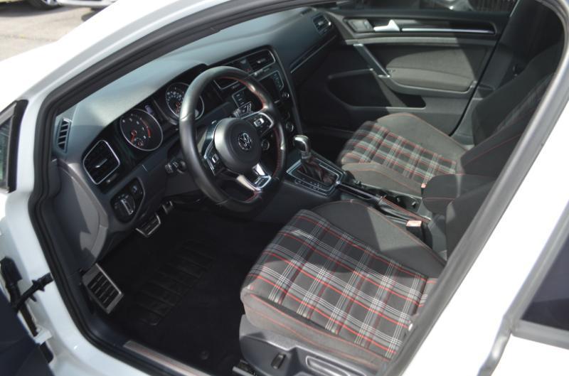 Volkswagen GTI  2015