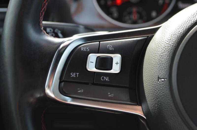 Volkswagen GTI  2015