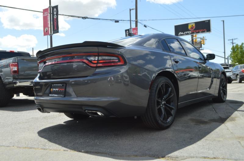 Dodge Charger SXT 2017